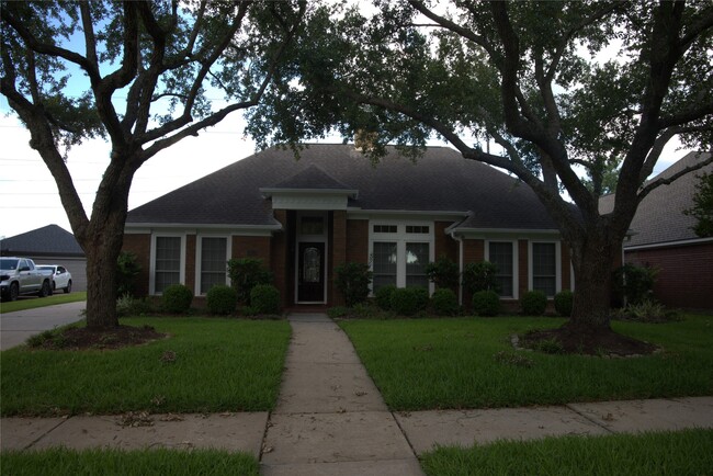 Foto del edificio - 1839 Lakewinds Dr