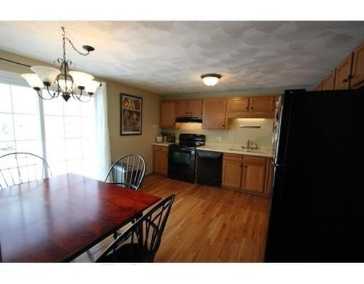 Building Photo - 50 Benjamin Landing Ln
