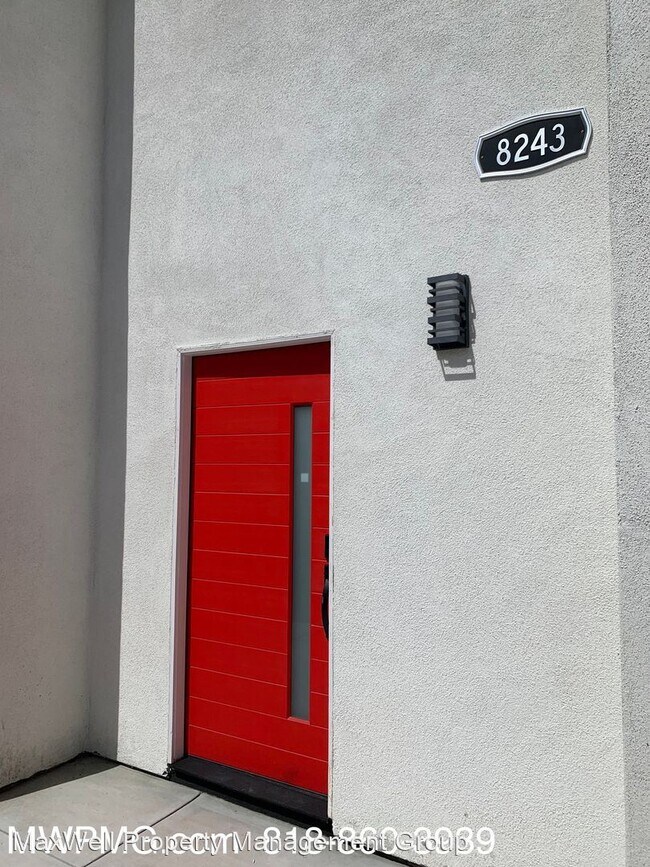 Foto del edificio - 3 br, 3 bath House - 8243 Morse Ave.