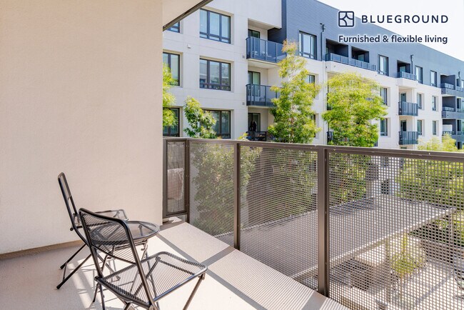 Foto del edificio - 3560 Rambla Pl