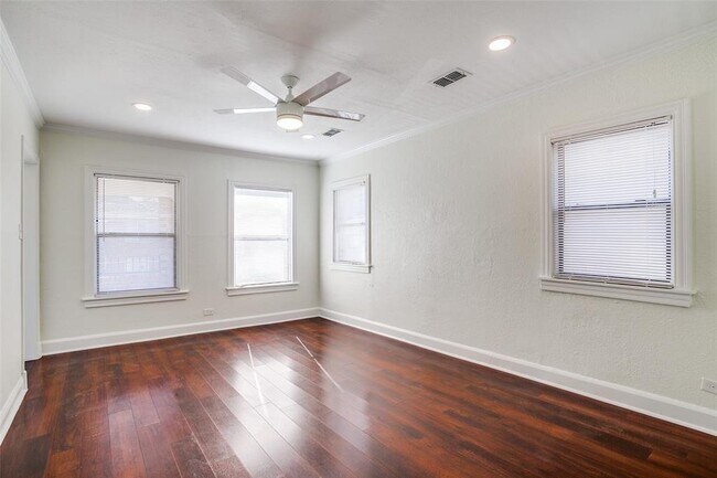 Building Photo - 3328 Rosedale Ave
