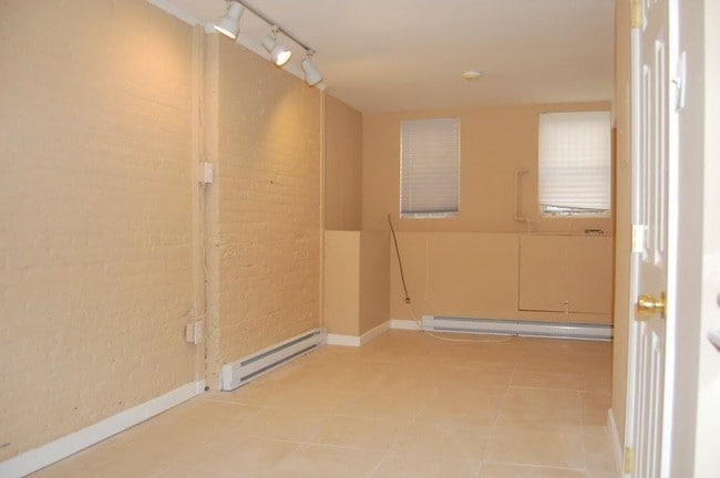 Foto del edificio - 320 Jefferson St