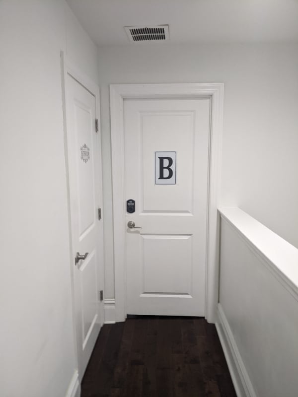 Building Photo - 1530 S Vogdes St