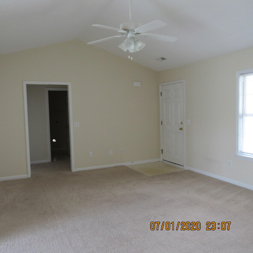 Building Photo - 2609 Hastings Dr