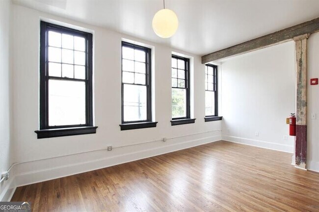 Foto del edificio - 145 Auburn Ave NE
