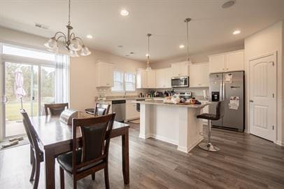 Foto del edificio - Available early April!