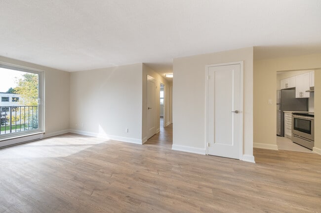 Photo du bâtiment - The Huron Apartments
