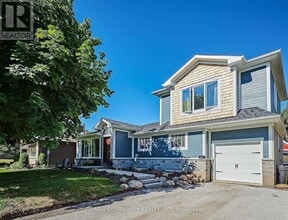 Building Photo - 837 Glenrush St