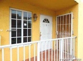 Foto principal - 835 NW 2nd St