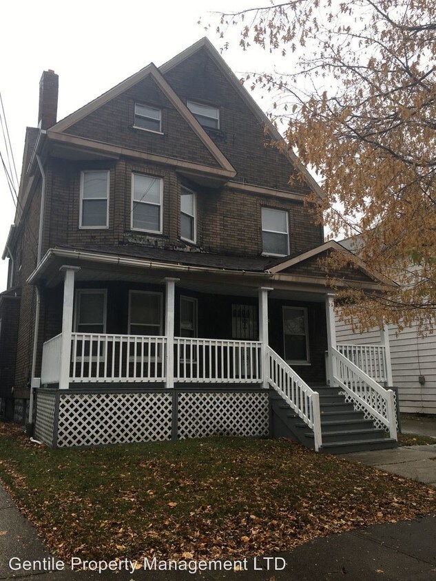 Primary Photo - 5 br, 2 bath House - 6042 Hillman Ave