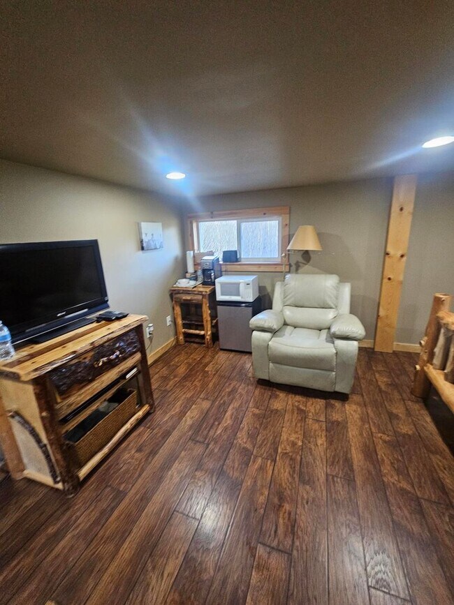 Foto del edificio - Furnished Studio