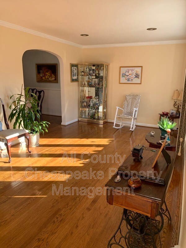 Foto del edificio - 8207 Sagramore Rd