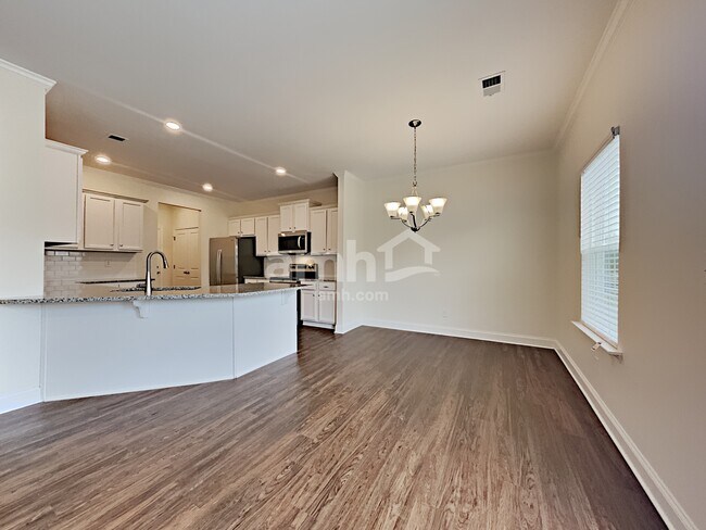 Building Photo - 588 Woodall Road