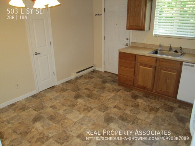 Foto del edificio - 503 L St SE