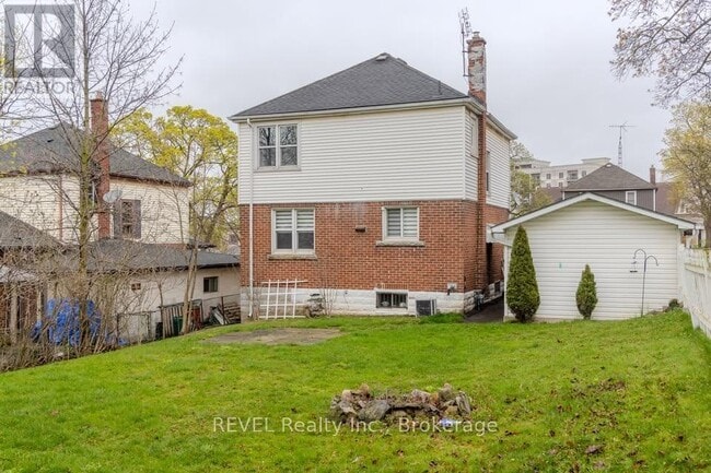 Building Photo - 5717 Lowell Ave