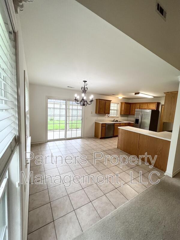 Foto del edificio - 1257 Fox Run Ln