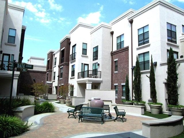 Primary Photo - Colorado Commons