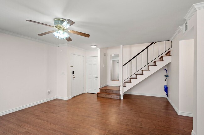 Building Photo - Beautiful Townhome in El Cajon
