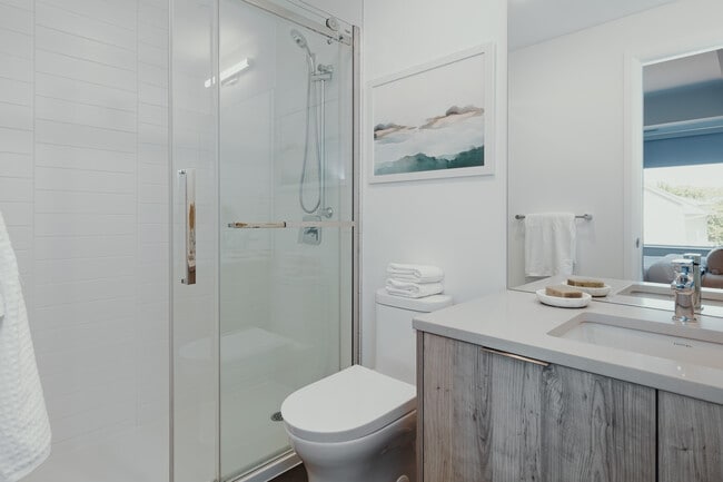 Building Photo - Brand New 1 Bed + Den Unit in Boutique Building on Stittsville Main