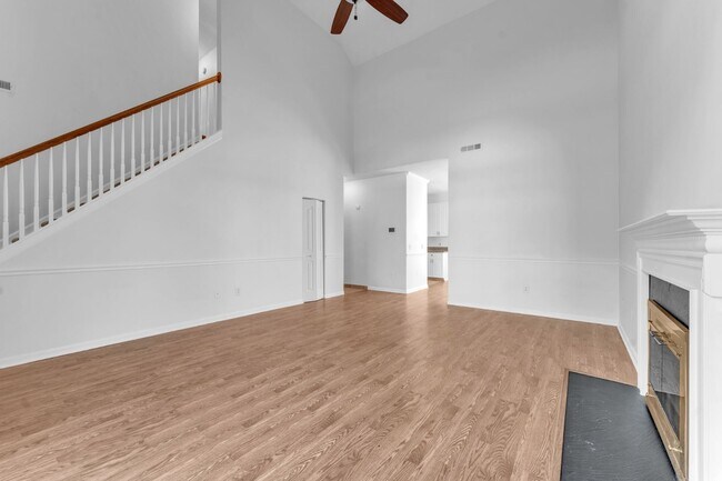 Building Photo - 21 Glencove Ct