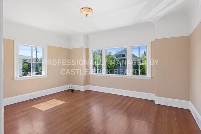 Foto del edificio - 627 61st St, Oakland