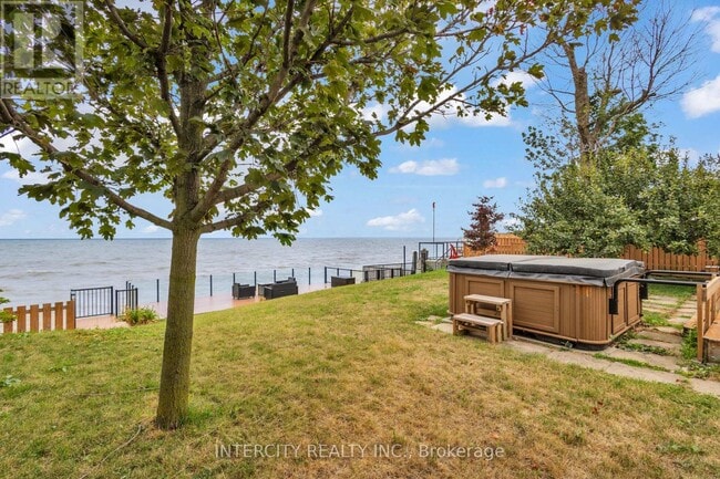 Building Photo - 24 Trillium Ave