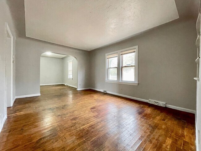 Foto del edificio - Two Bedroom Home in Muskegon