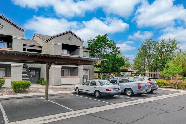 Building Photo - Chic & Convenient: Your Ground-Level Condo Retreat in Silverado Ranch