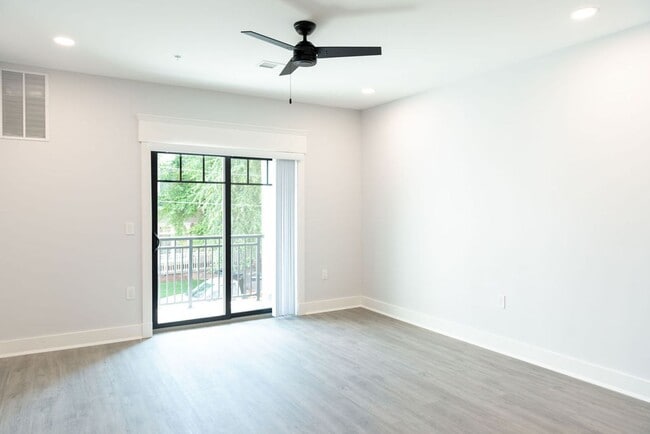 Interior Photo - Soho at Fanwood Station