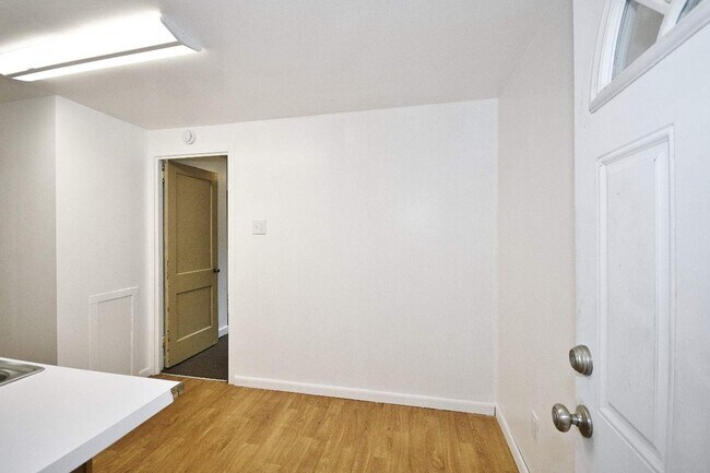 Foto del edificio - 1423 Ridge Ave
