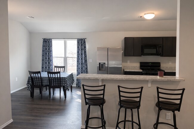 Foto del edificio - 1308 Isabella Dr