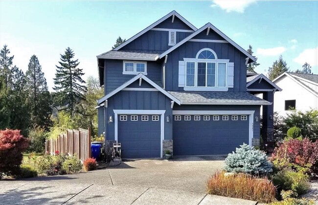 Building Photo - 5801 NE Weller Ct