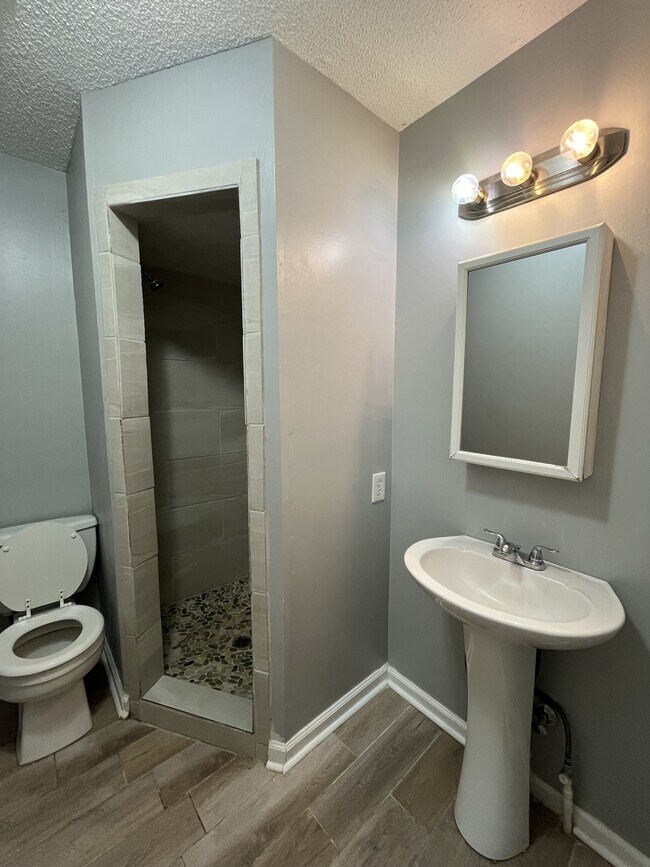 Foto del edificio - 261 Becks Ln