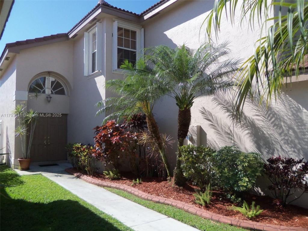 Foto principal - 17768 SW 28th Ct