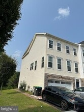 Building Photo - 138 Jenny Dr