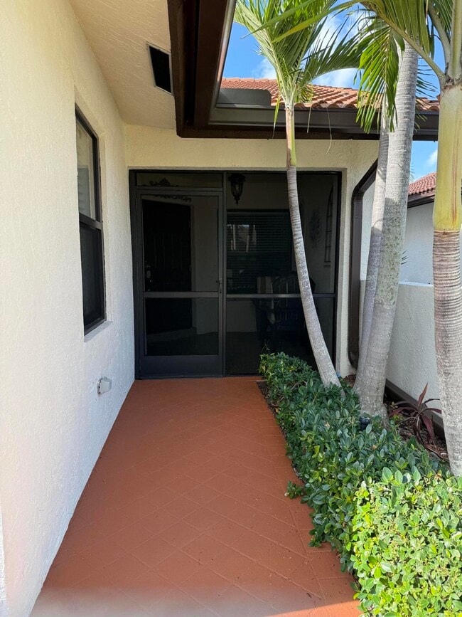 Building Photo - 21583 Villa Nova Dr