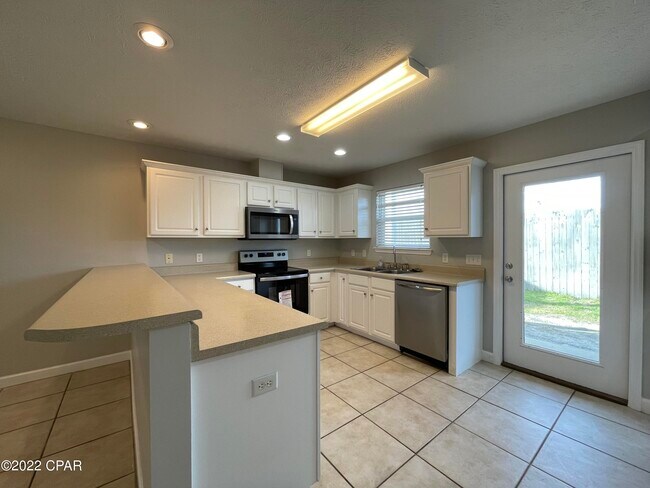 Building Photo - 2170 Sterling Cove Blvd