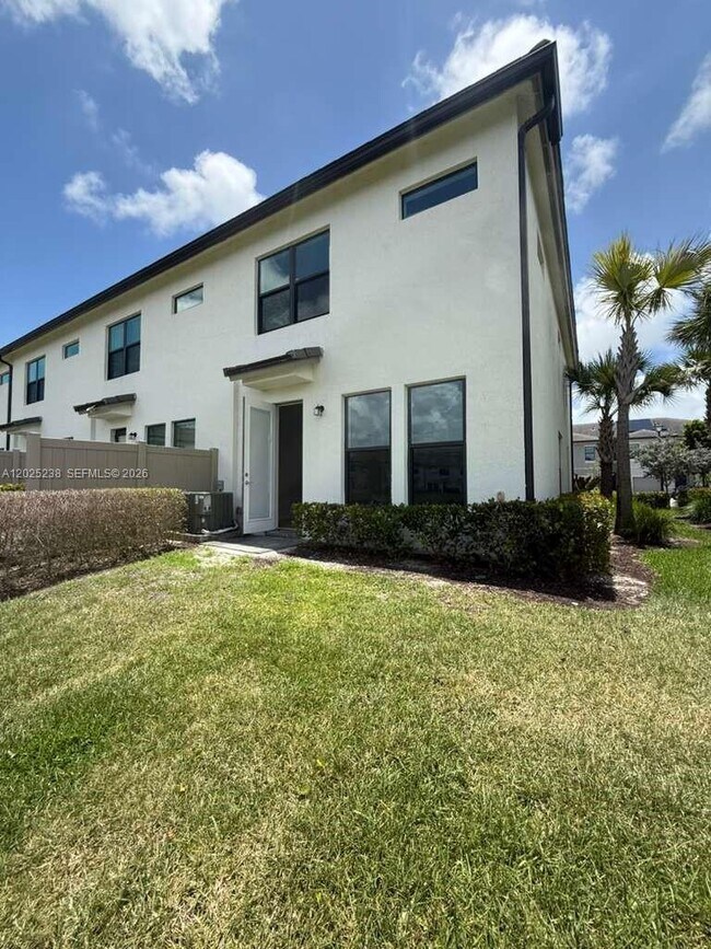 Foto del edificio - 2163 Appleton Cir S