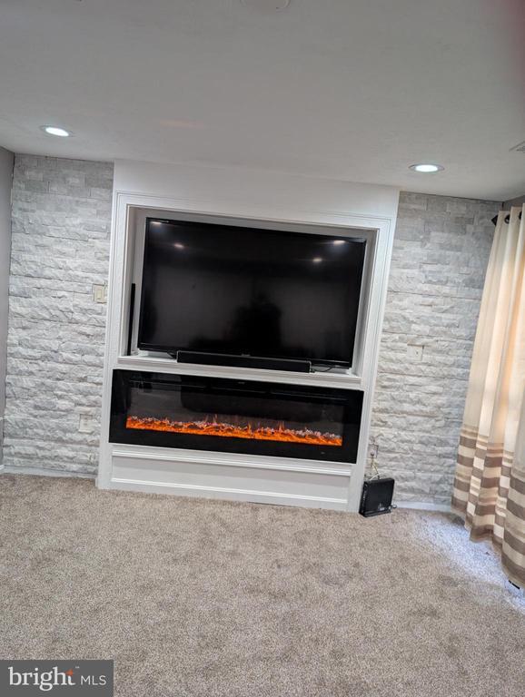 Foto del edificio - 5502 Trout Run Rd