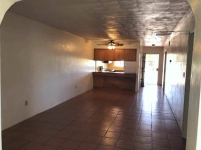 Foto del edificio - Central 2 Bedroom 2 Bath Home Duplex near ...