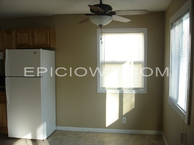 Foto del edificio - 1207 O Ave Pl NE