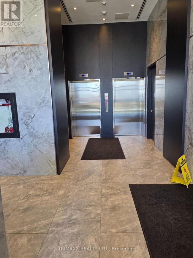 Building Photo - 3005 Pine Glen Rd