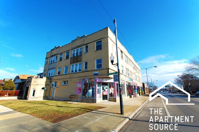 Building Photo - 2801 N Keating Ave