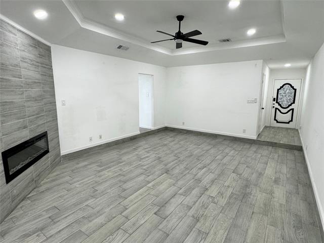 Building Photo - 3646 Country Club Dr W