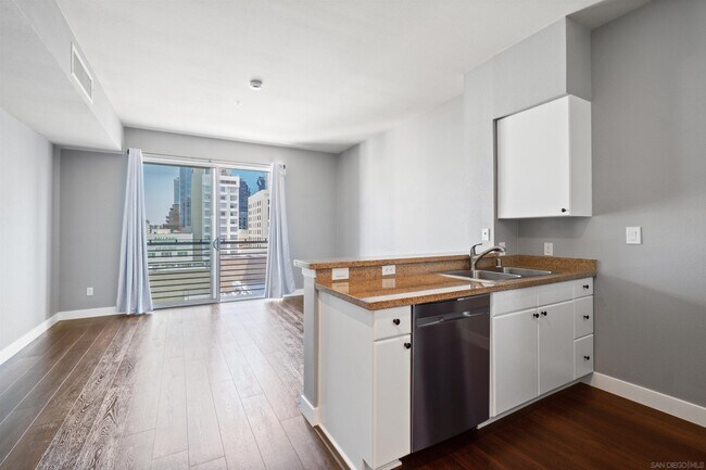 Foto del edificio - 445 Island Ave