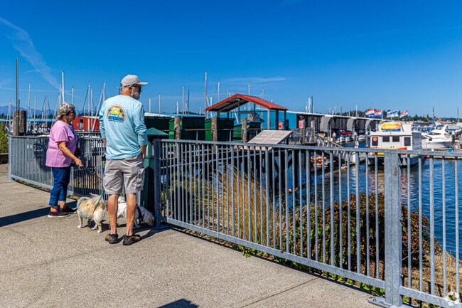 Sunny days in the McCormick Woods neighborhood can be spent by the water.