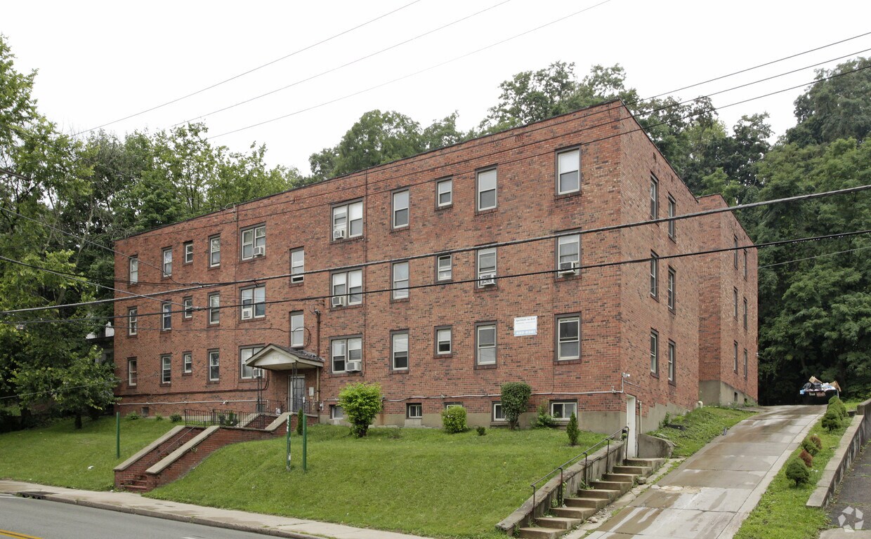 Primary Photo - 305 N Negley Ave
