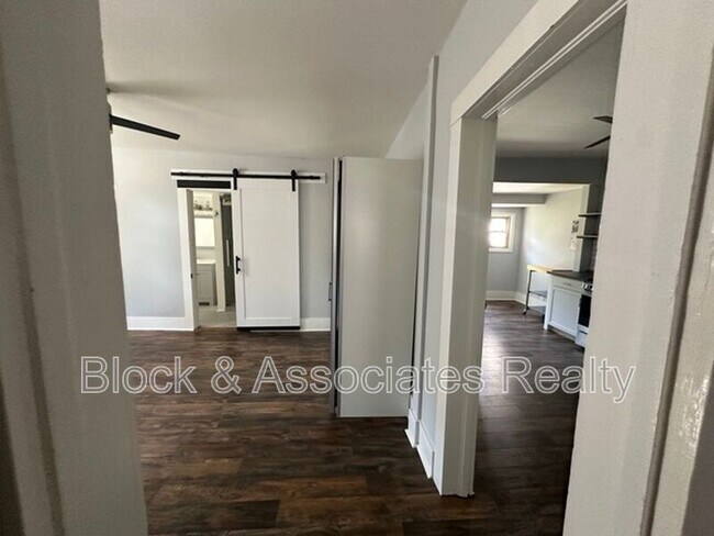 Foto del edificio - 918 Franklin St SW