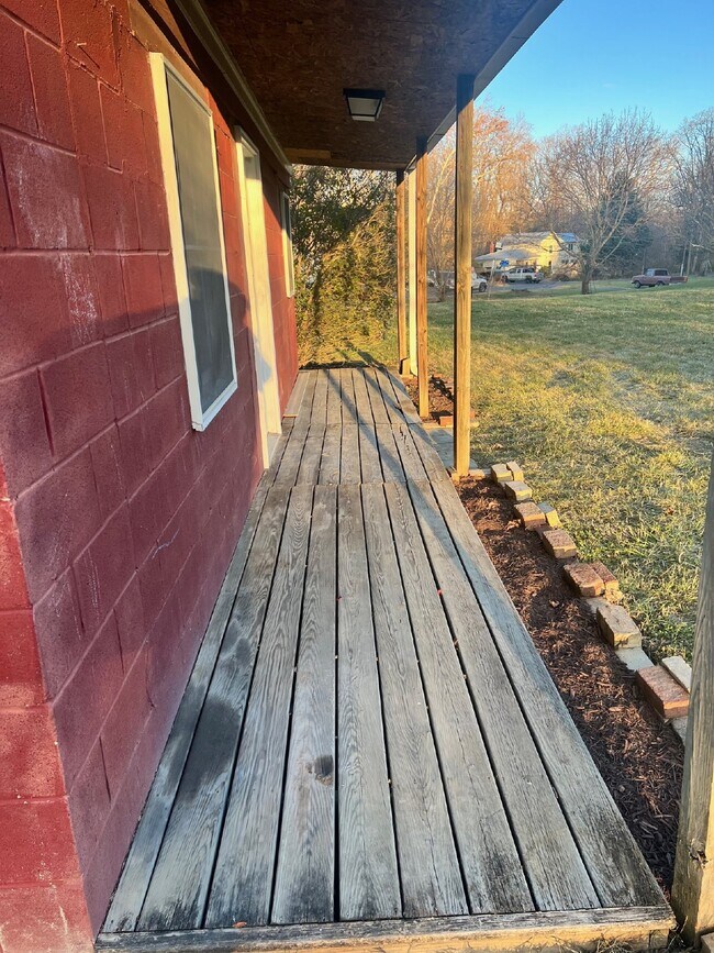 Building Photo - Charming 2-Bedroom Duplex Retreat on Mcgah...