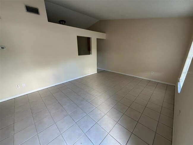 Building Photo - 2714 Adela Ave
